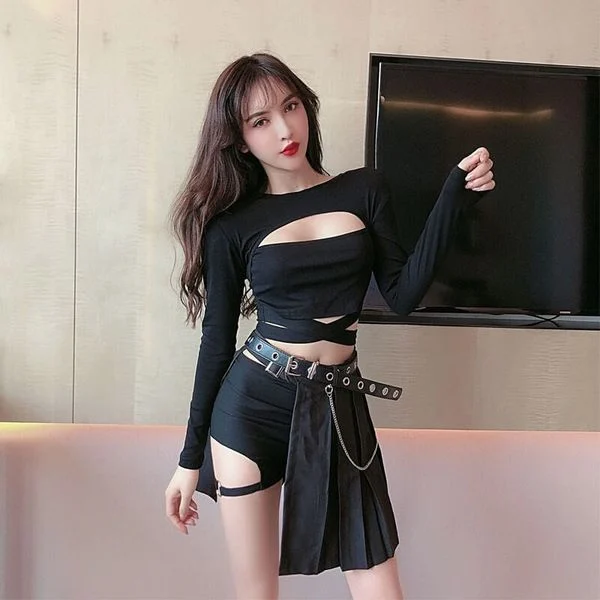 Ngàn lẻ một outfit nữ ngầu đầy táo bạo dành cho cô nàng hiện đại