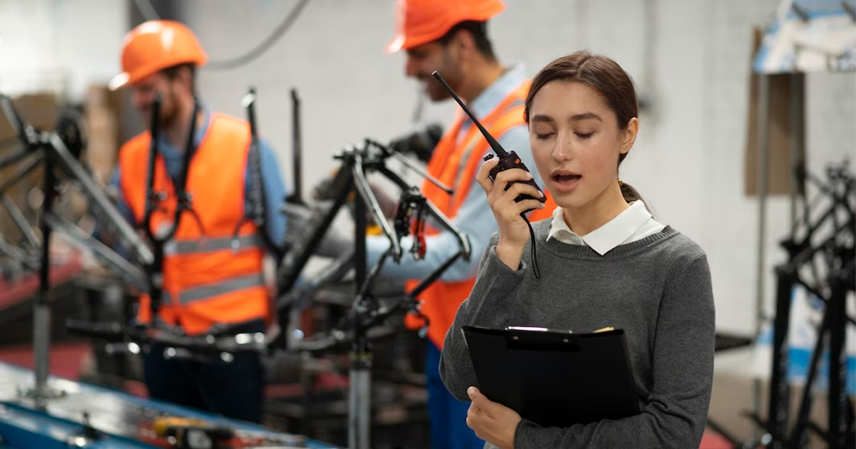 Quản lý sản xuất là gì? Công việc và kỹ năng cần có